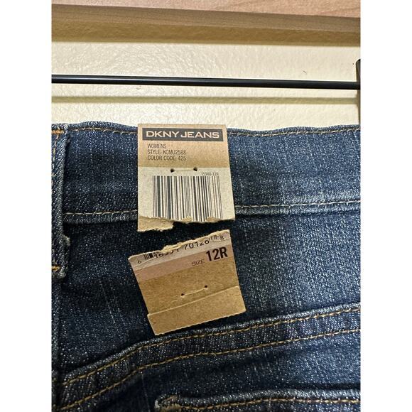 DKNY JEANS Womens Blue So-Low-Lita‎ Low Rise Slim Leg Jeans Size 12R Boot Cut - Picture 4 of 12
